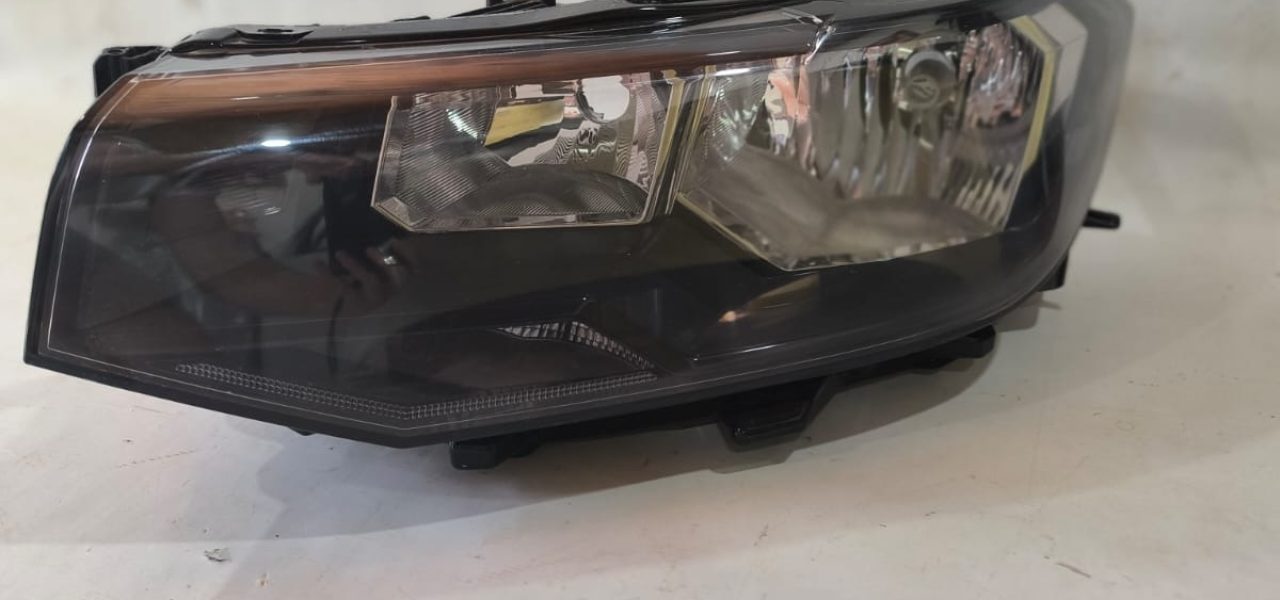Farol T-Cross 2018 a 2020 Esquerdo Máscara Negra